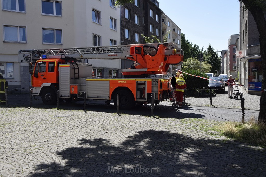 Explo Feuer 2 Koeln Kalk Hoefestr P013.JPG - Miklos Laubert